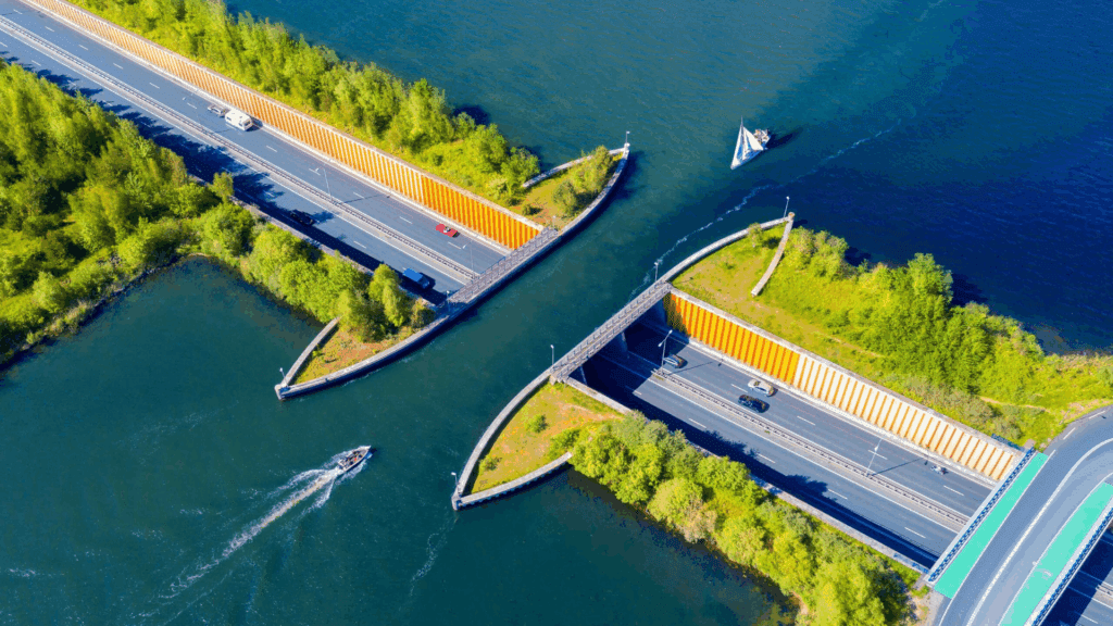 marinas Port Adhoc sur les lacs de bordure