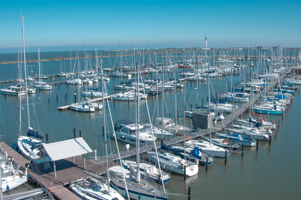 Place de port aux Pays-Bas : Lelystad Haven – la marina familiale